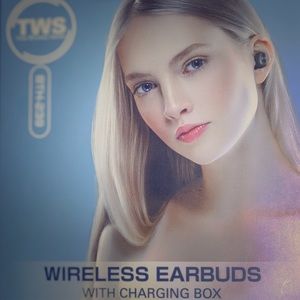 BTH-239 TWS wireless bluetooth earbuds.
